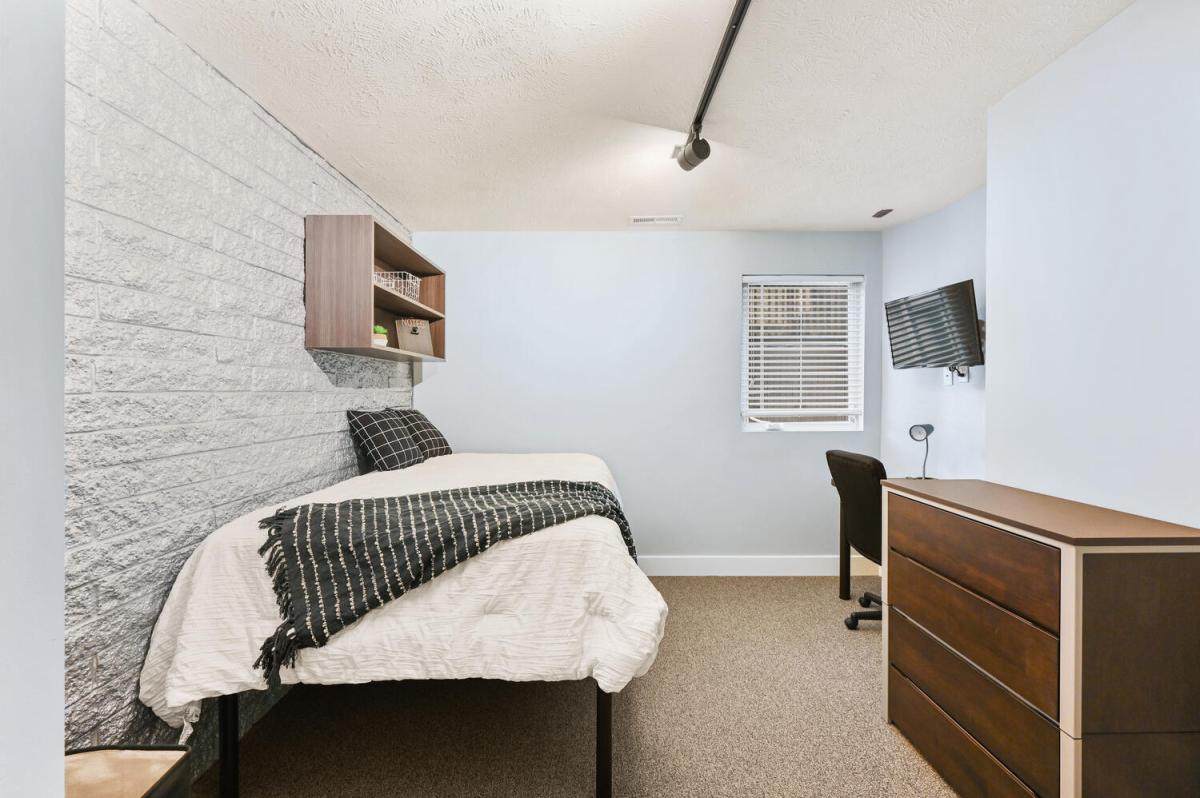 Apartment Bedroom