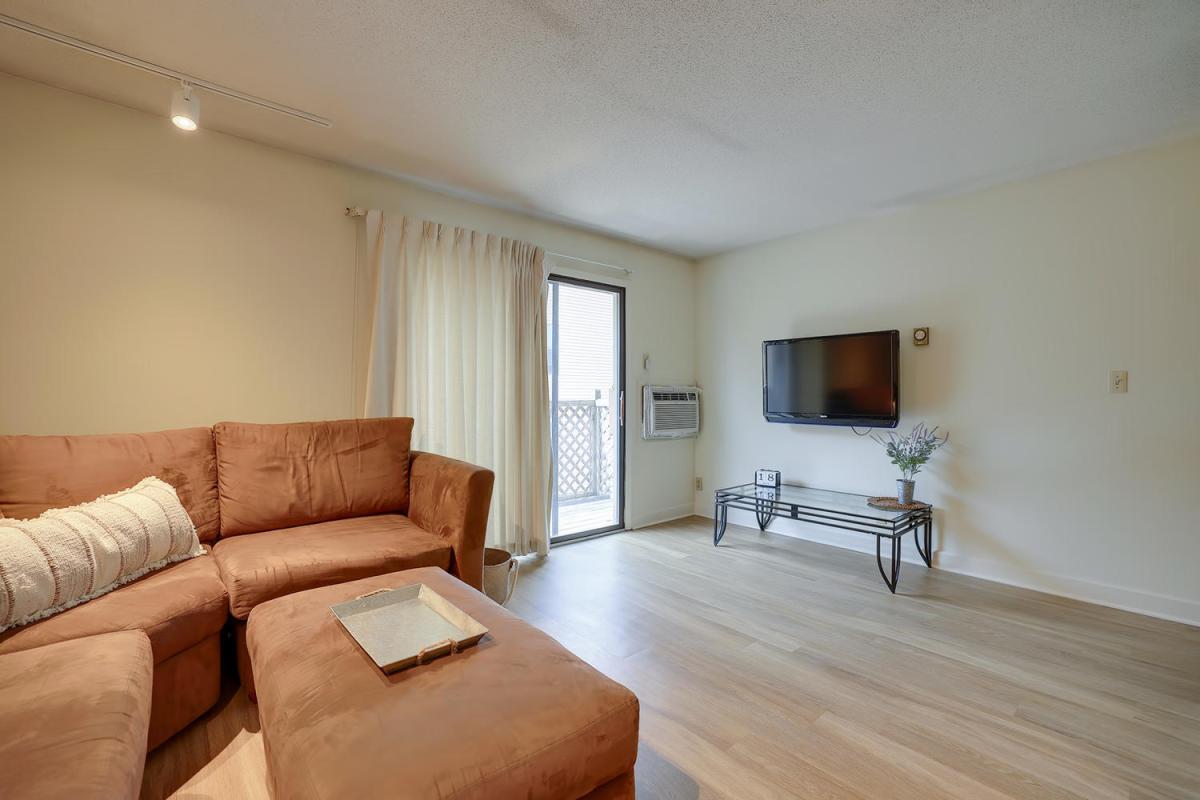 Apartment Living Room