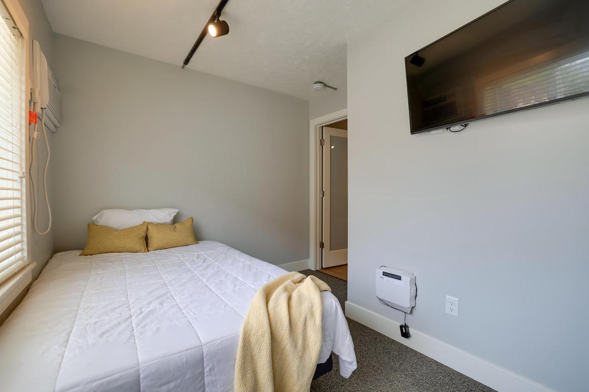 Apartment Bedroom