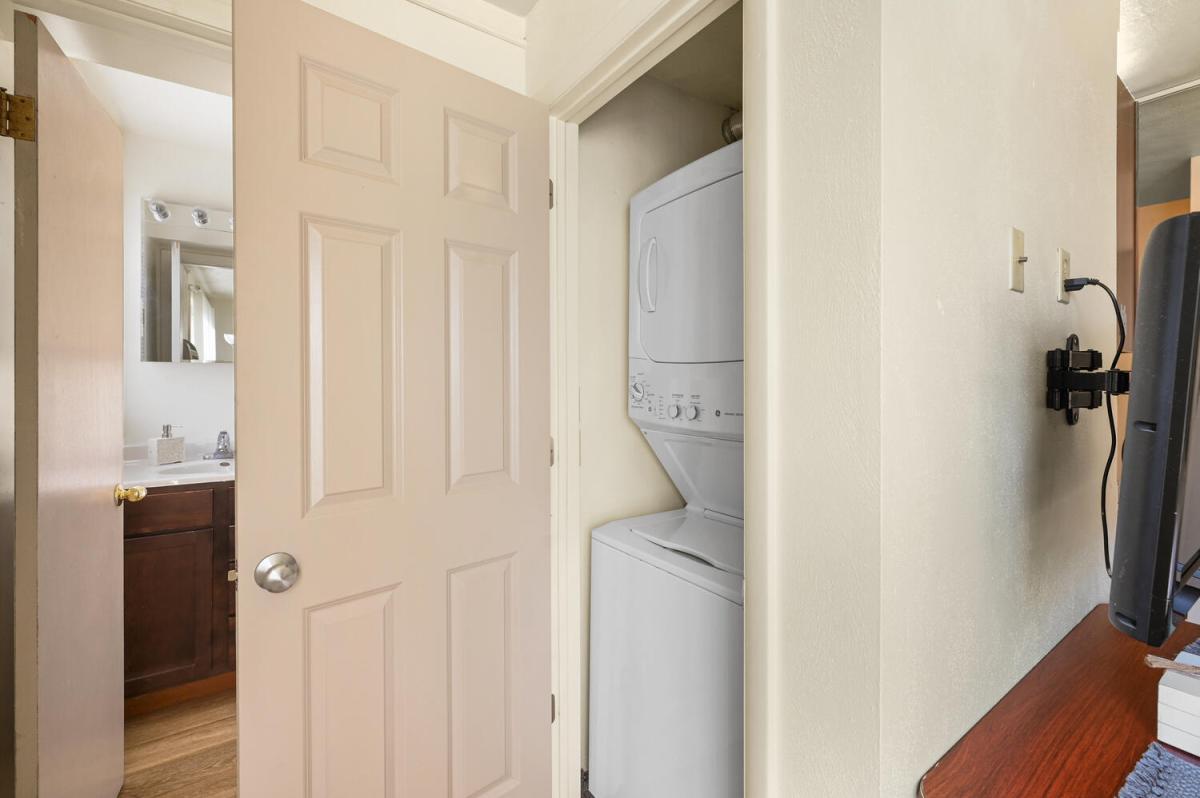 Apartment Laundry