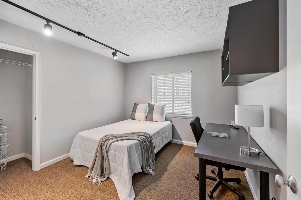 Apartment Bedroom