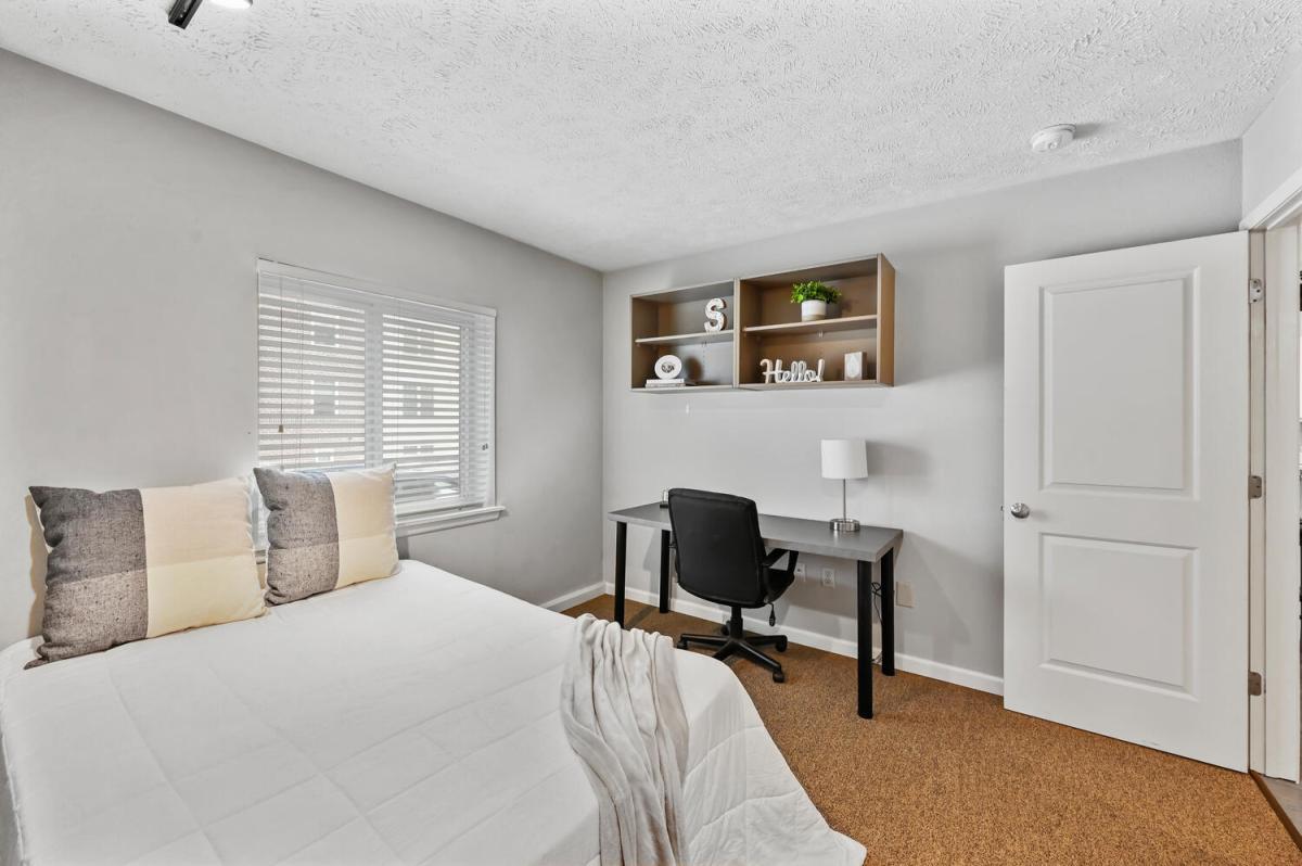 Apartment Bedroom