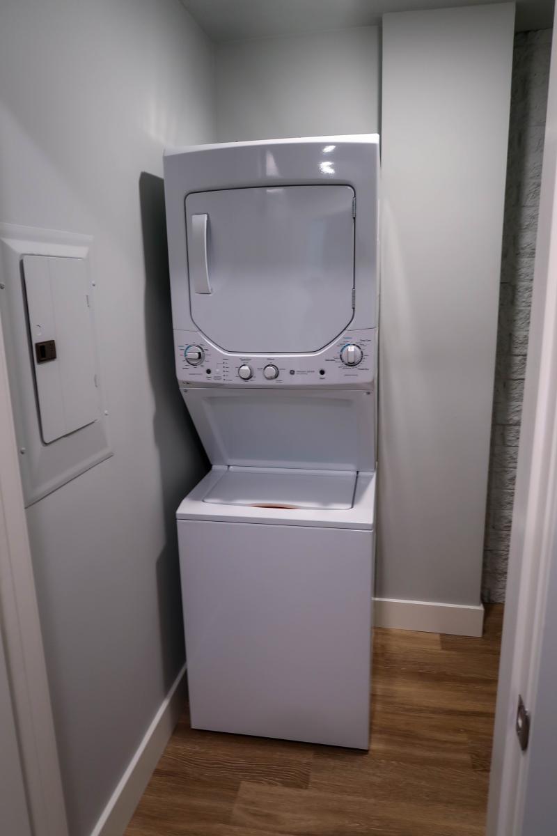 Apartment Washer and Dryer