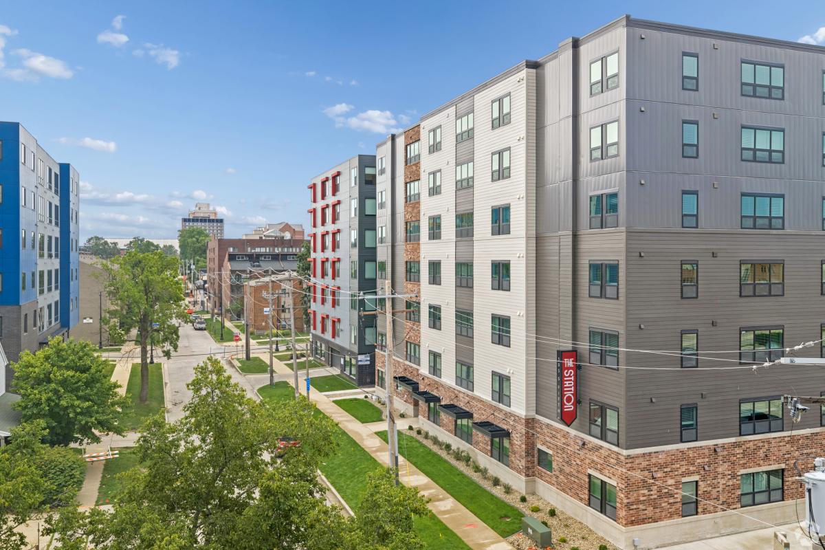 505 S Fifth Exterior
